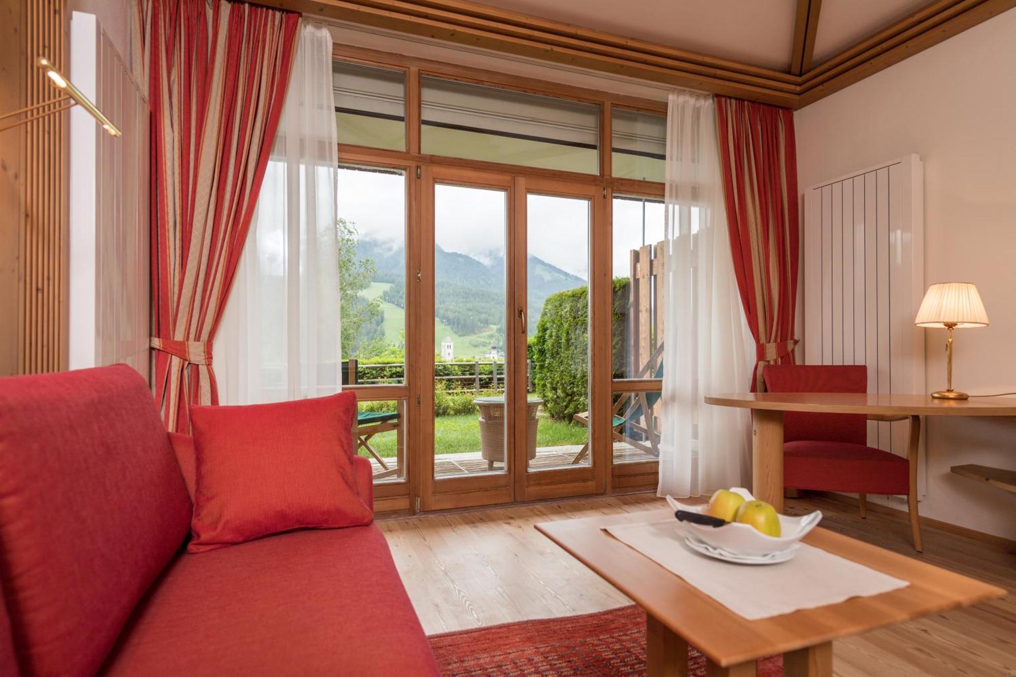 Naturhotel Leitlhof Innichen Buitenkant foto
