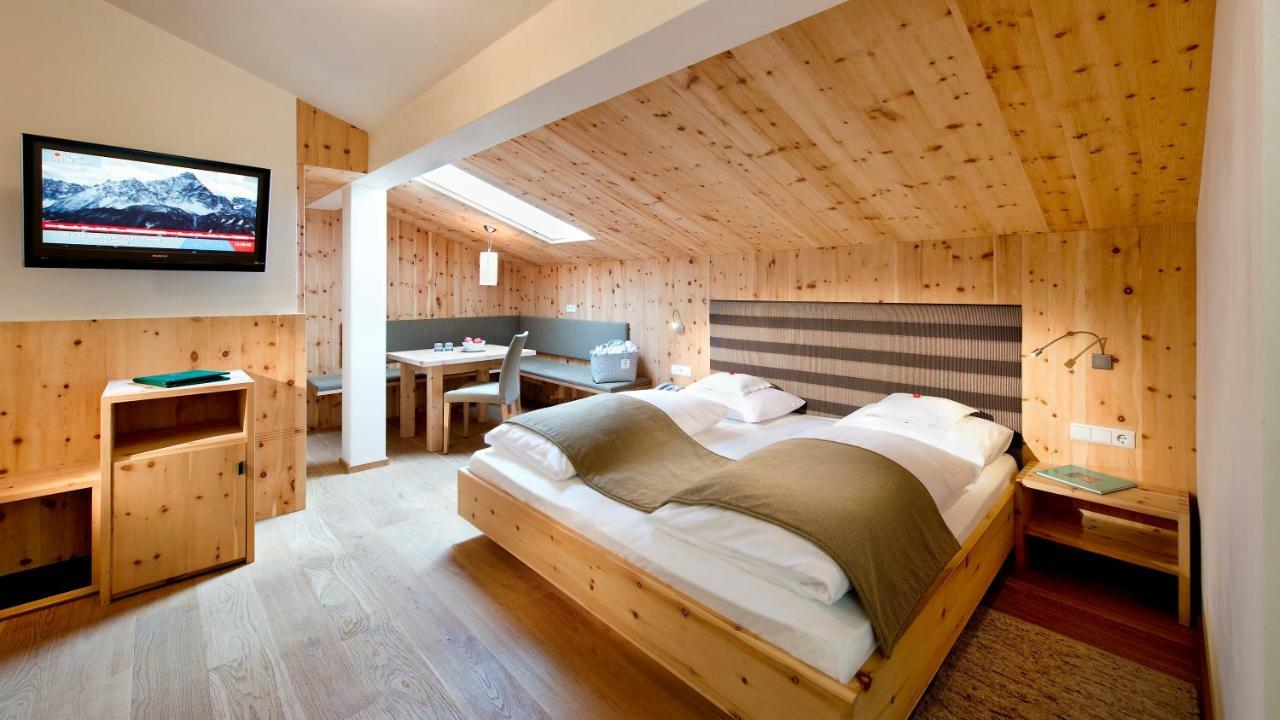 Naturhotel Leitlhof Innichen Buitenkant foto